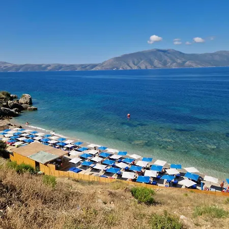 Pulo Villa *