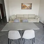 فيلة Pulo *