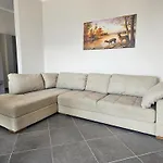 Pulo فيلة *