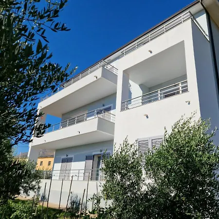 Pulo וילה