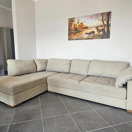 Pulo Villa *